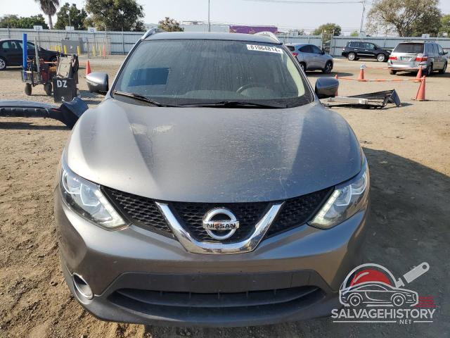 JN1BJ1CP6HW003906 2017 NISSAN ROGUE photo no. 5