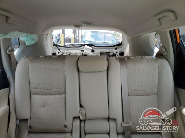 JN8AT2MTXHW131994 2017 NISSAN ROGUE photo no. 10