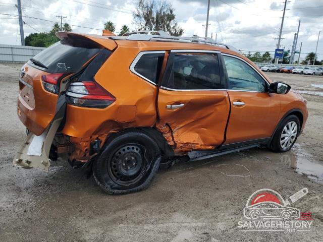 JN8AT2MTXHW131994 2017 NISSAN ROGUE photo no. 3