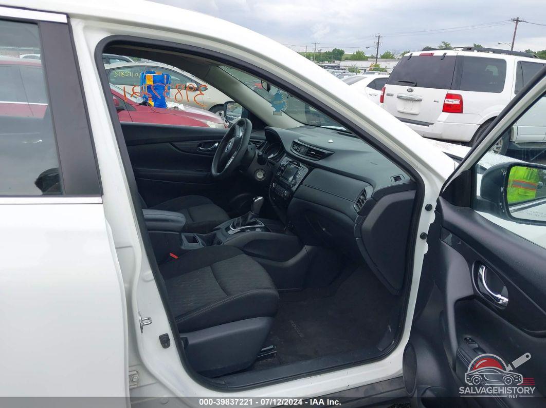 KNMAT2MT2HP567762 2017 NISSAN ROGUE photo no. 5