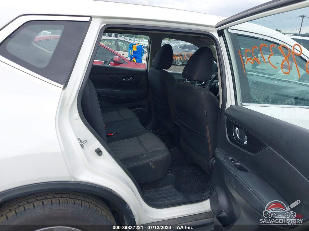 KNMAT2MT2HP567762 2017 NISSAN ROGUE photo no. 8