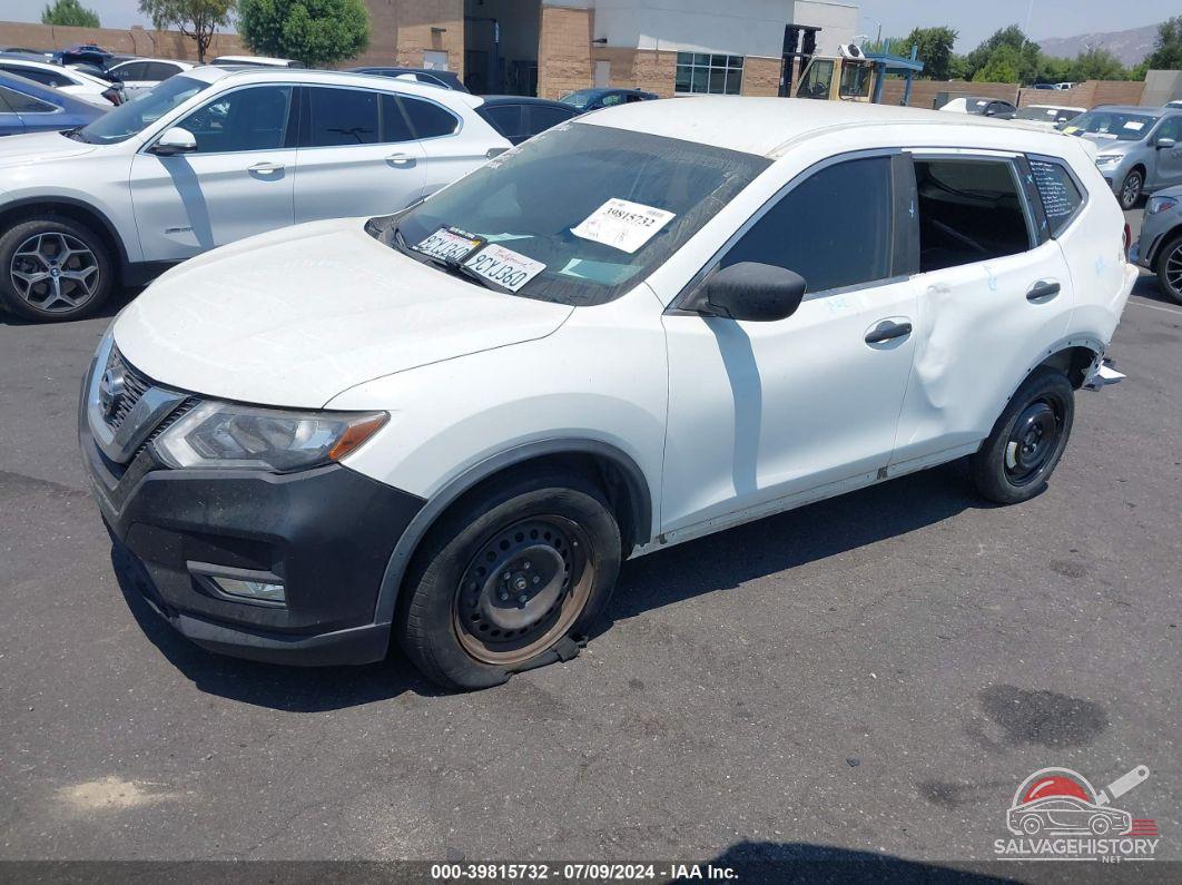 KNMAT2MT3HP533913 2017 NISSAN ROGUE photo no. 2