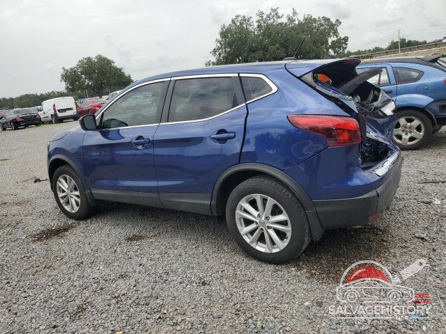 JN1BJ1CP6JW151270 2018 NISSAN ROGUE photo no. 2