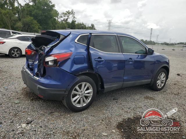JN1BJ1CP6JW151270 2018 NISSAN ROGUE photo no. 3