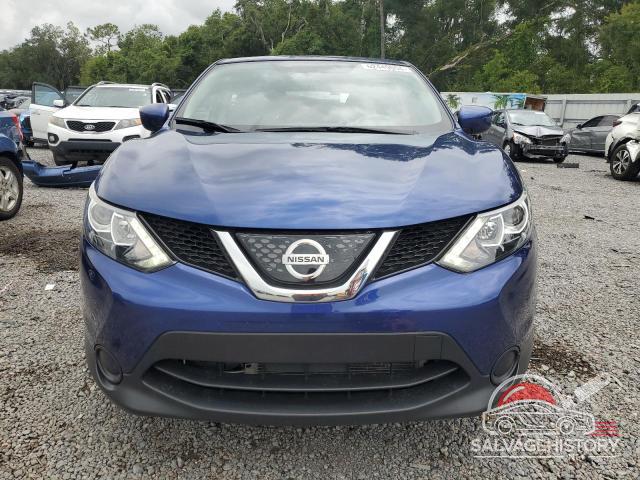 JN1BJ1CP6JW151270 2018 NISSAN ROGUE photo no. 5