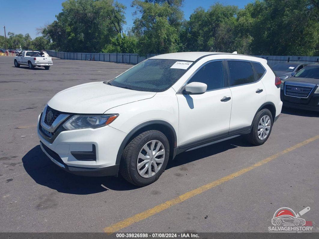 JN8AT2MV0JW328695 2018 NISSAN ROGUE photo no. 2