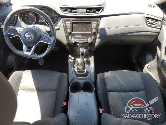 KNMAT2MV4JP504556 2018 NISSAN ROGUE photo no. 8