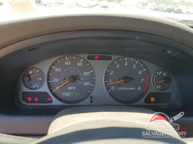 3N1CB51D81L427097 2001 NISSAN SENTRA photo no. 9