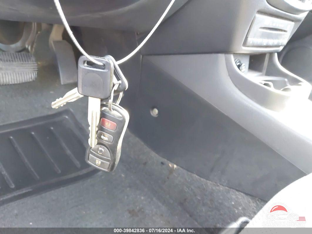 3N1CB51D76L480266 2006 NISSAN SENTRA photo no. 11