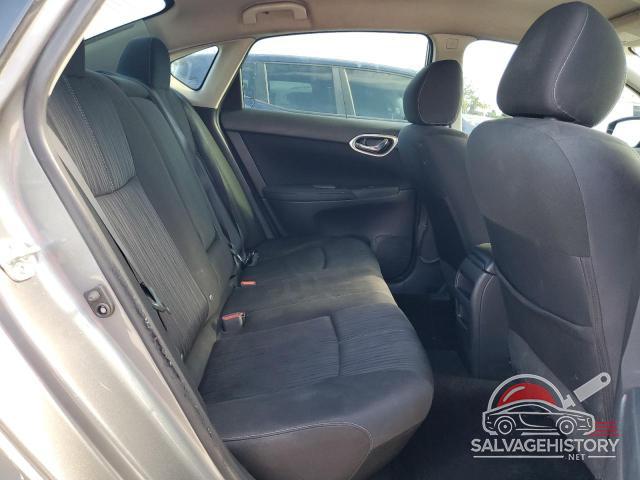 3N1AB7AP3HY286675 2017 NISSAN SENTRA photo no. 10