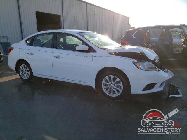 3N1AB7AP3JY274595 2018 NISSAN SENTRA photo no. 4