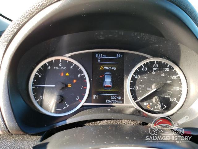 3N1AB7AP3JY274595 2018 NISSAN SENTRA photo no. 9