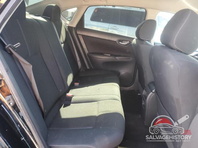 3N1AB7AP8JY227319 2018 NISSAN SENTRA photo no. 10