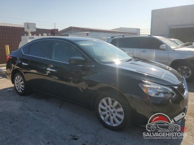 3N1AB7AP8JY227319 2018 NISSAN SENTRA photo no. 4