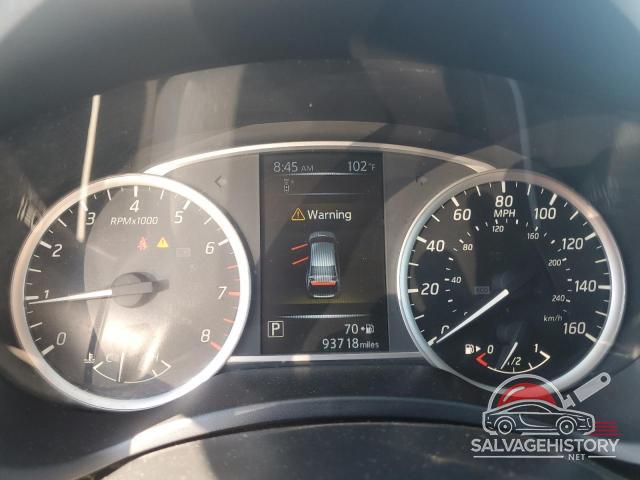3N1AB7AP8JY227319 2018 NISSAN SENTRA photo no. 9