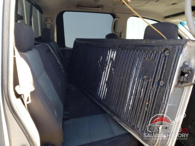 1N6AA07A94N513267 2004 NISSAN TITAN photo no. 10