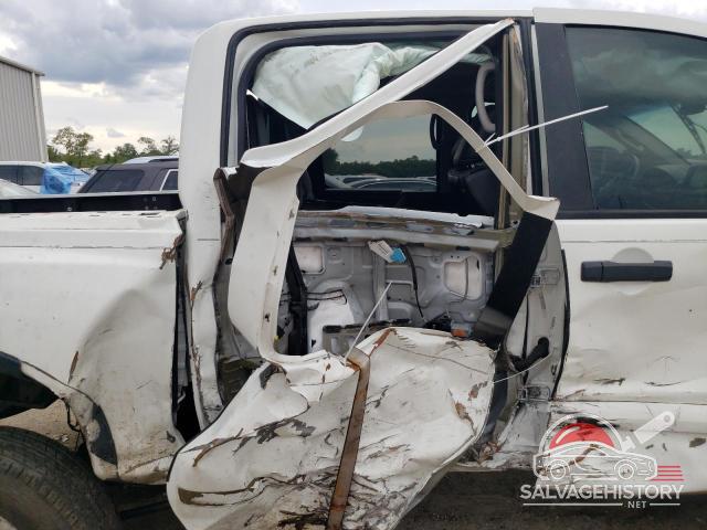 1N6BA0EC4DN305502 2013 NISSAN TITAN photo no. 10