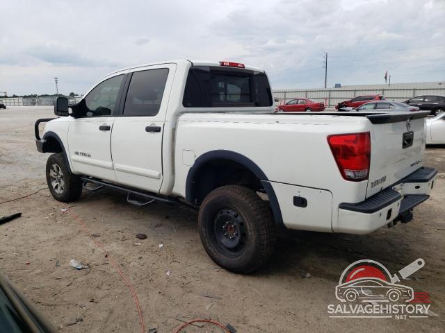 1N6BA0EC4DN305502 2013 NISSAN TITAN photo no. 2