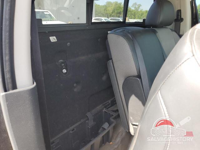 1N6AA1R79HN525657 2017 NISSAN TITAN photo no. 10