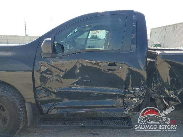 1N6AA1R79HN525657 2017 NISSAN TITAN photo no. 7