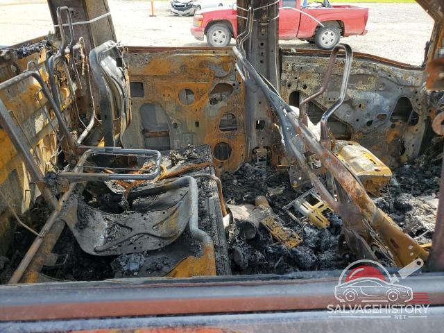 1N6AA1EF5NN100641 2022 NISSAN TITAN photo no. 10