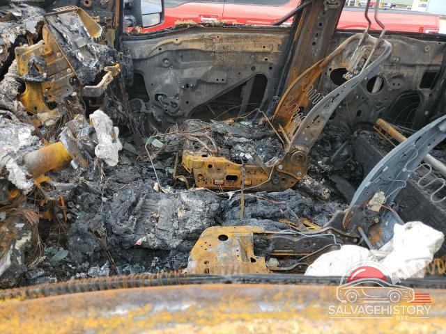 1N6AA1EF5NN100641 2022 NISSAN TITAN photo no. 7