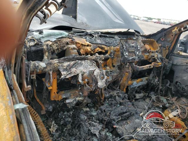 1N6AA1EF5NN100641 2022 NISSAN TITAN photo no. 9