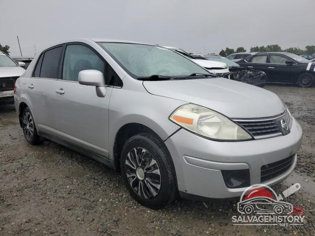 3N1BC11E98L399525 2008 NISSAN VERSA photo no. 4