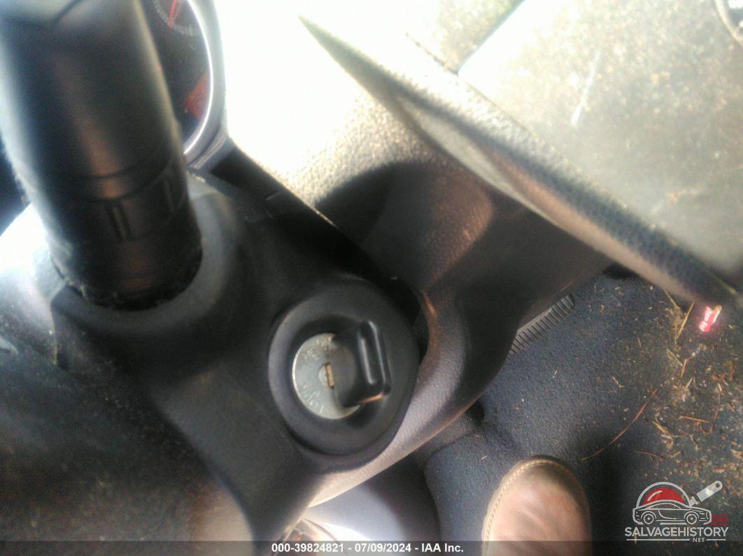 3N1BC1AP8AL457731 2010 NISSAN VERSA photo no. 11