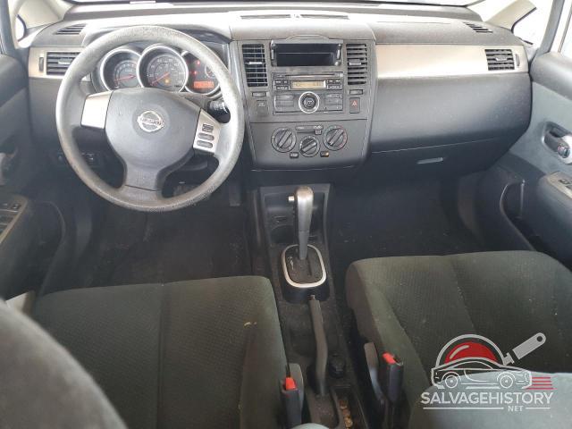 3N1BC1CP8BL407961 2011 NISSAN VERSA photo no. 8