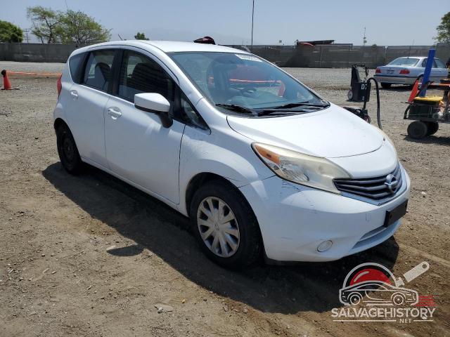 3N1CE2CP1FL421565 2015 NISSAN VERSA photo no. 4