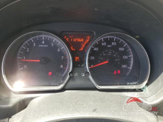 3N1CE2CP1FL421565 2015 NISSAN VERSA photo no. 9