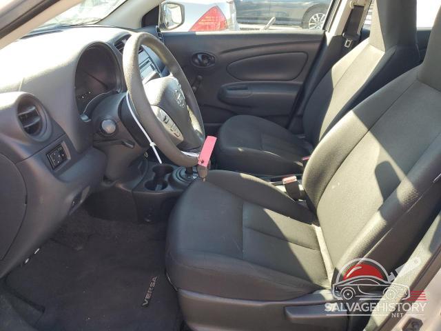 3N1CN7AP5HL875076 2017 NISSAN VERSA photo no. 7