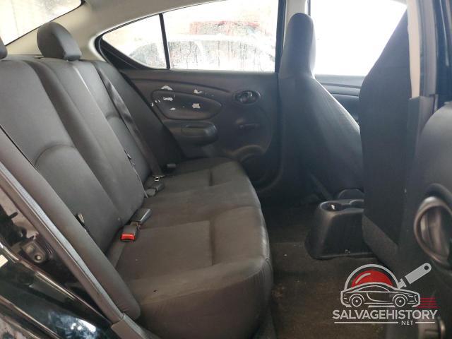 3N1CN7AP7HL885818 2017 NISSAN VERSA photo no. 10