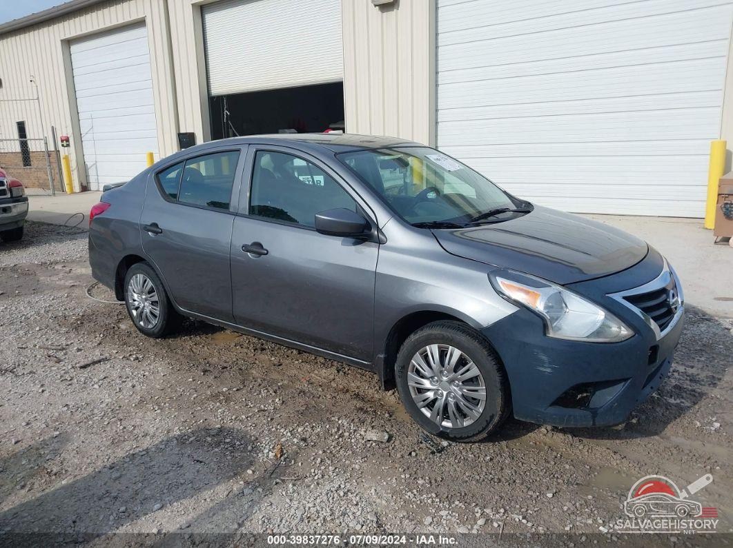 3N1CN7AP2JL887613 2018 NISSAN VERSA photo no. 10
