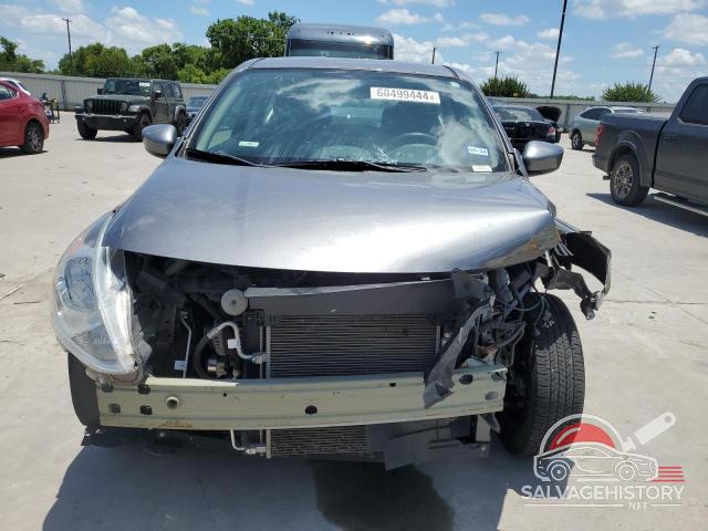 3N1CN7AP4JL800293 2018 NISSAN VERSA photo no. 5