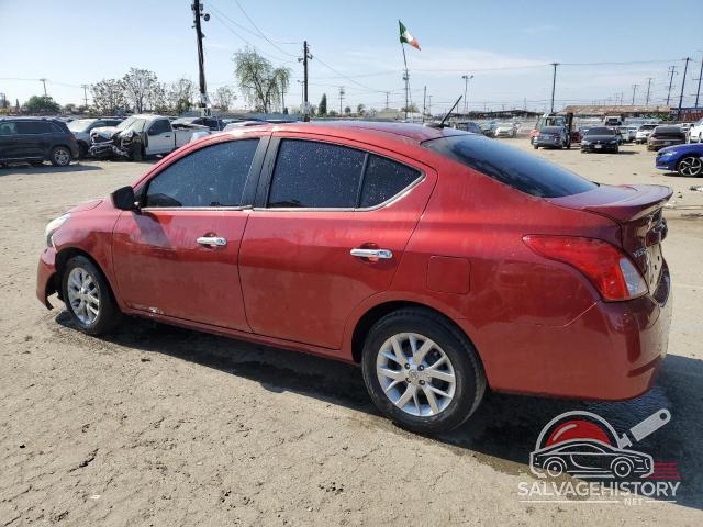 3N1CN7AP5JL837482 2018 NISSAN VERSA photo no. 2