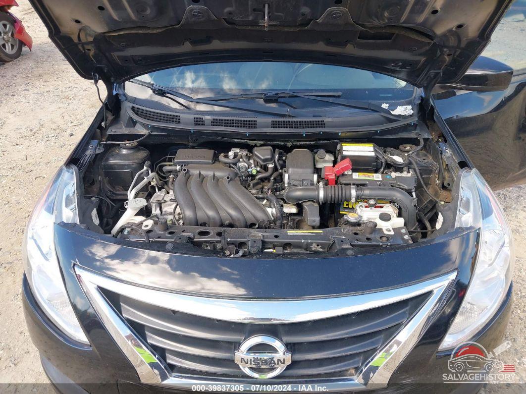 3N1CN7AP8JL879984 2018 NISSAN VERSA photo no. 10
