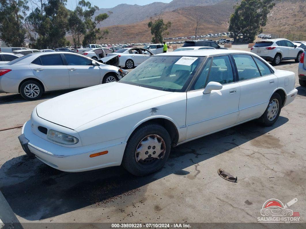 1G3HN52K3W4835849 1998 OLDSMOBILE EIGHTY EIGHT photo no. 2