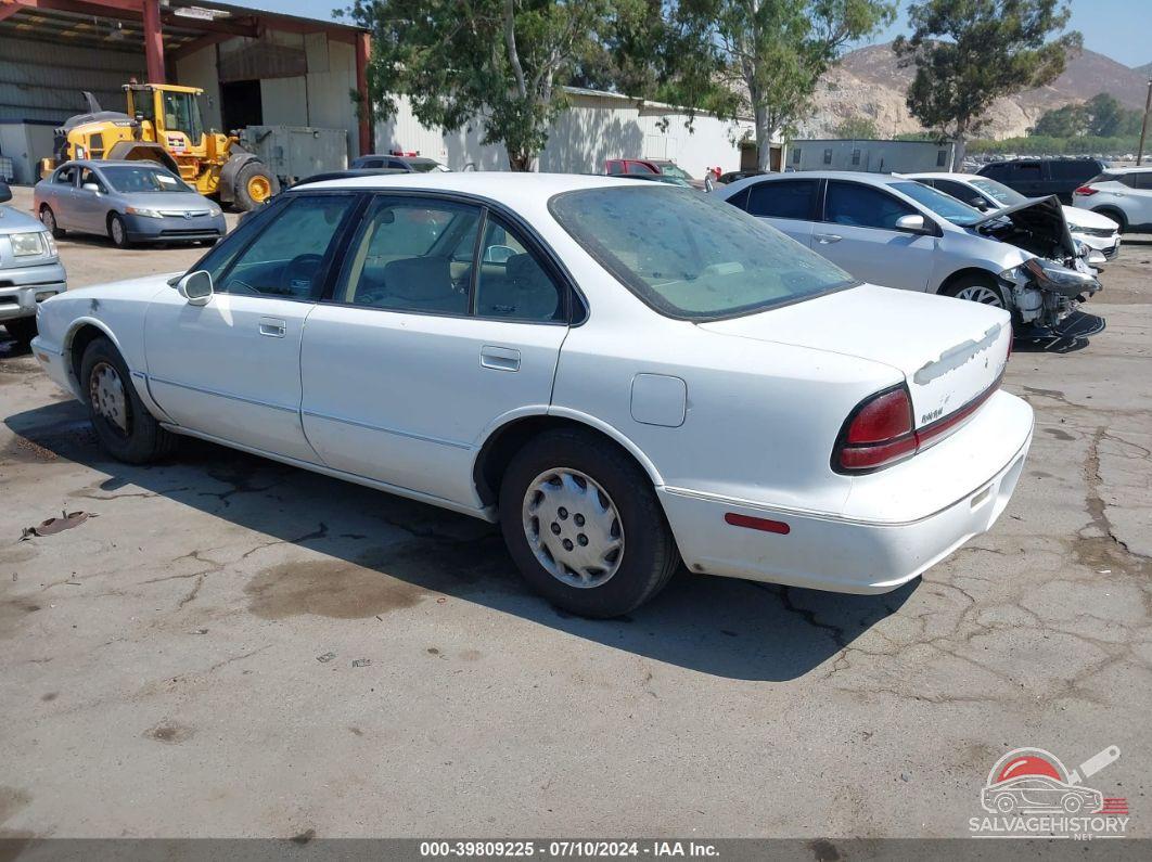 1G3HN52K3W4835849 1998 OLDSMOBILE EIGHTY EIGHT photo no. 3
