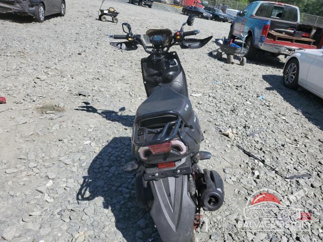 L5YTCKAV5R1136439 2024 OTHER SCOOTER photo no. 4