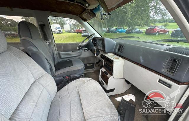 2P4FH5534LR684043 1990 PLYMOUTH MINIVAN photo no. 5