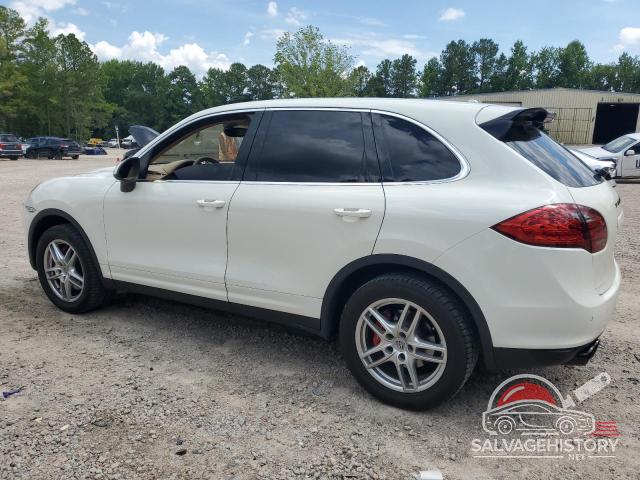 WP1AB2A25CLA45673 2012 PORSCHE CAYENNE photo no. 2