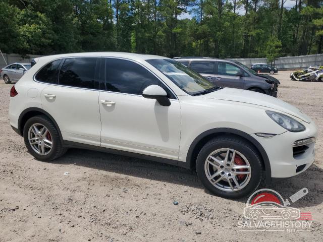 WP1AB2A25CLA45673 2012 PORSCHE CAYENNE photo no. 4