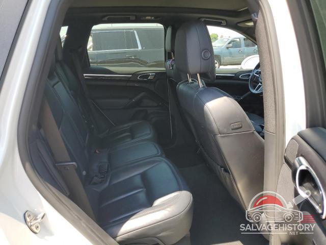 WP1AA2A20GKA11316 2016 PORSCHE CAYENNE photo no. 10