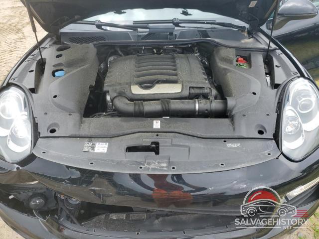 WP1AA2A29GKA10858 2016 PORSCHE CAYENNE photo no. 12