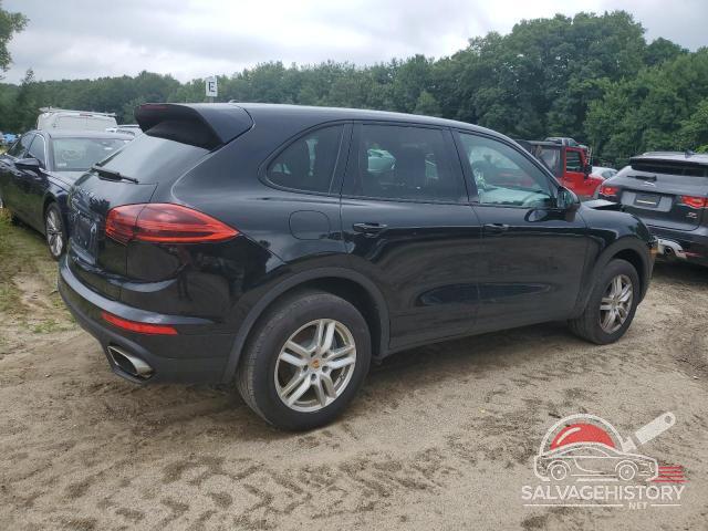 WP1AA2A29GKA10858 2016 PORSCHE CAYENNE photo no. 3