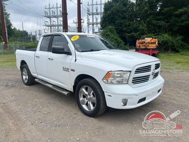 1C6RR7GTXFS771981 2015 RAM 1500 photo no. 14