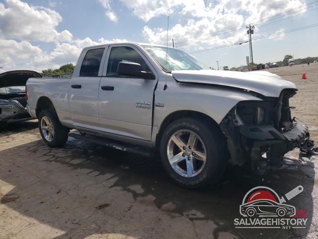 1C6RR7FT4HS739192 2017 RAM 1500 photo no. 4