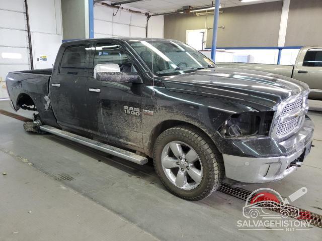 1C6RR7TT3HS607674 2017 RAM 1500 photo no. 4